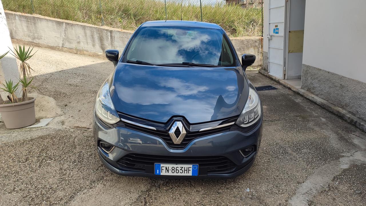 Renault Clio TETTO PANORAMICO