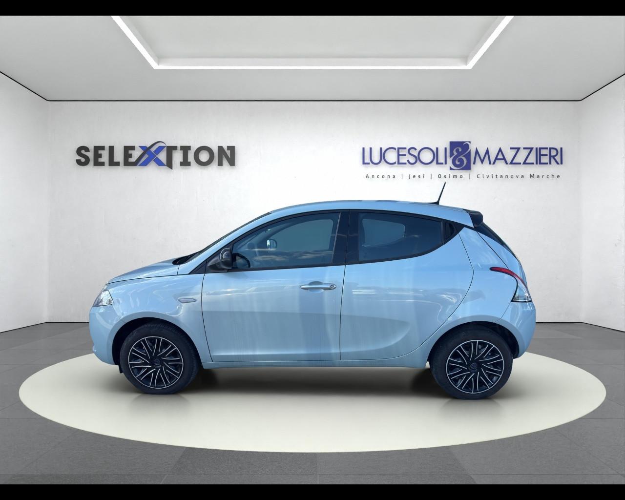 LANCIA Ypsilon 3ª serie - Ypsilon 1.0 FireFly 5 porte S&S Hybrid Si