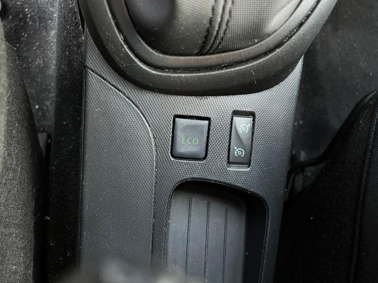 Renault Captur 1.5DCI PARI AL NUOVO FULL 2014