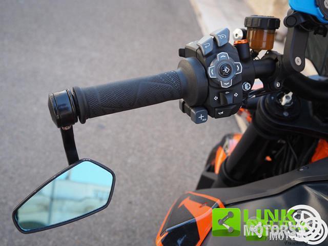 KTM 1290 Super Duke R Naked