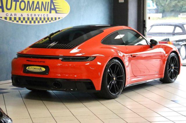 PORSCHE 911 992 Carrera 4 GTS Orange Lava