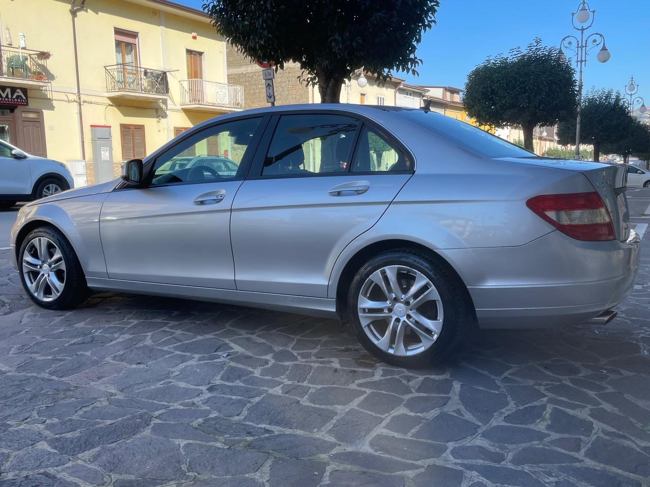 Mercedes-benz C 220 CDI 170 CV Classic BERLINA