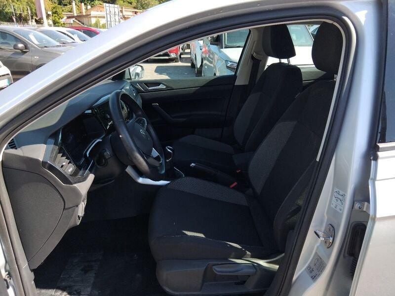 Volkswagen Polo VI 2022 1.0 tsi Style 95cv