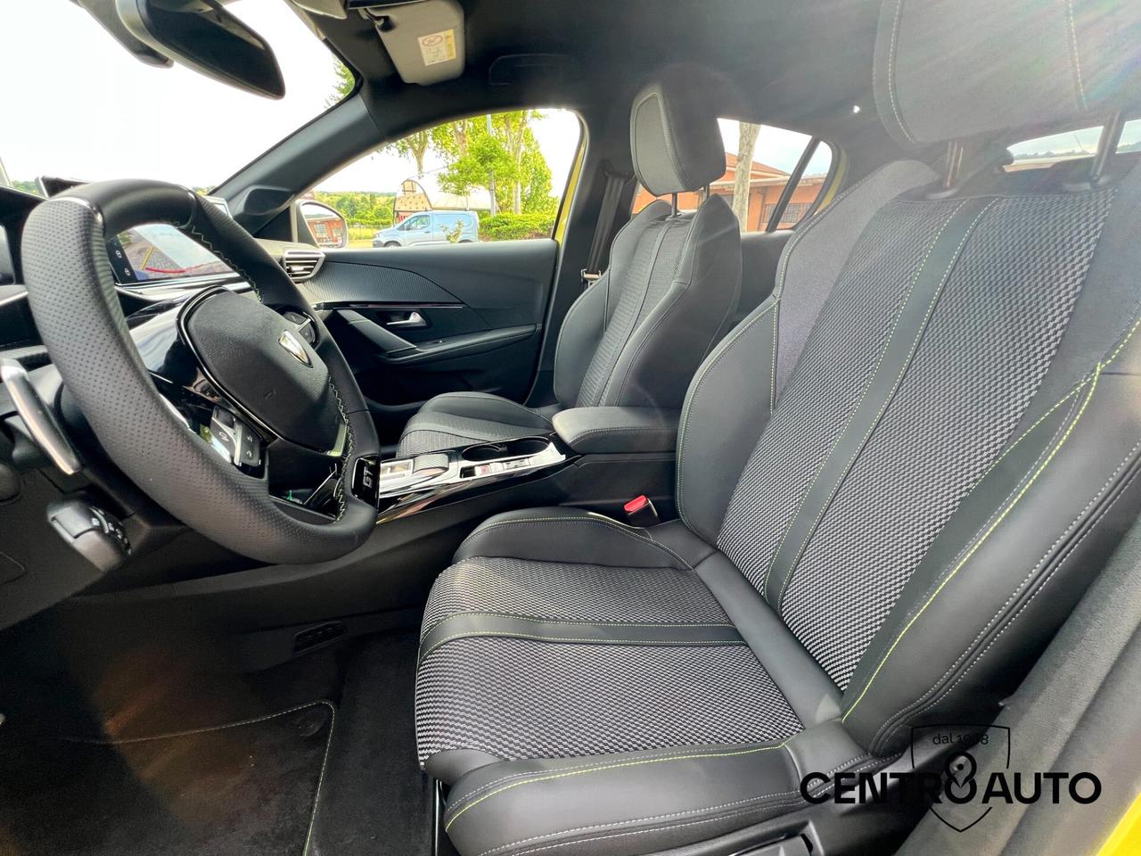 Peugeot 208 Hybrid 100 e-DCS6 GT