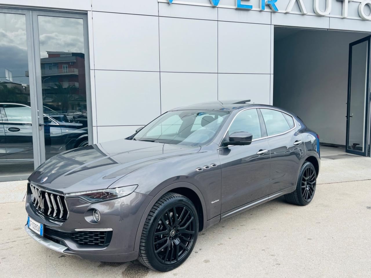 Maserati Levante V6 430 CV S Granlusso possibilità noleggio no scoring