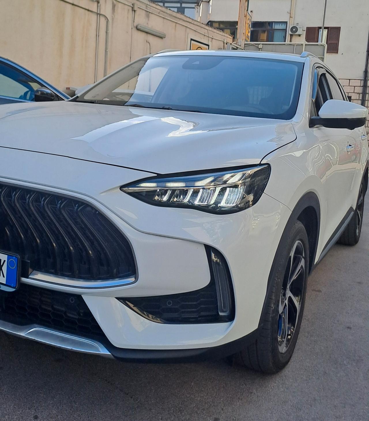 Mg HS 1.5T-GDI AT Luxury Tetto Apribile e Panoramico