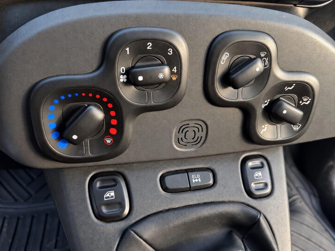 Fiat Panda VAN 4X4 1.3 MJT 75 CV-ALLESTITA+PORTAPACCHI-AUTOCARRO N1 2 POSTI-+IVA