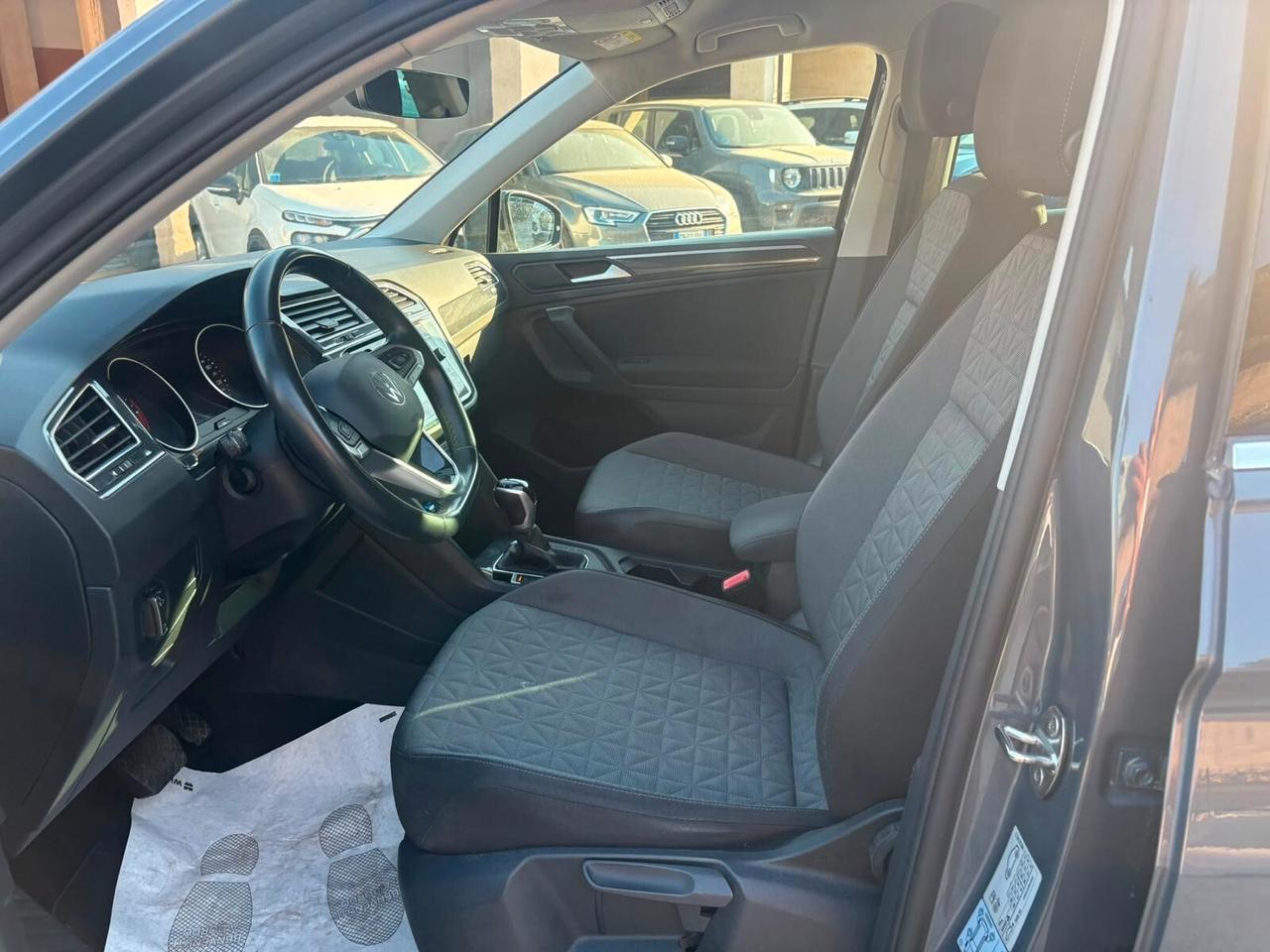 Volkswagen Tiguan 2.0 TDI 150 CV SCR DSG R-Line