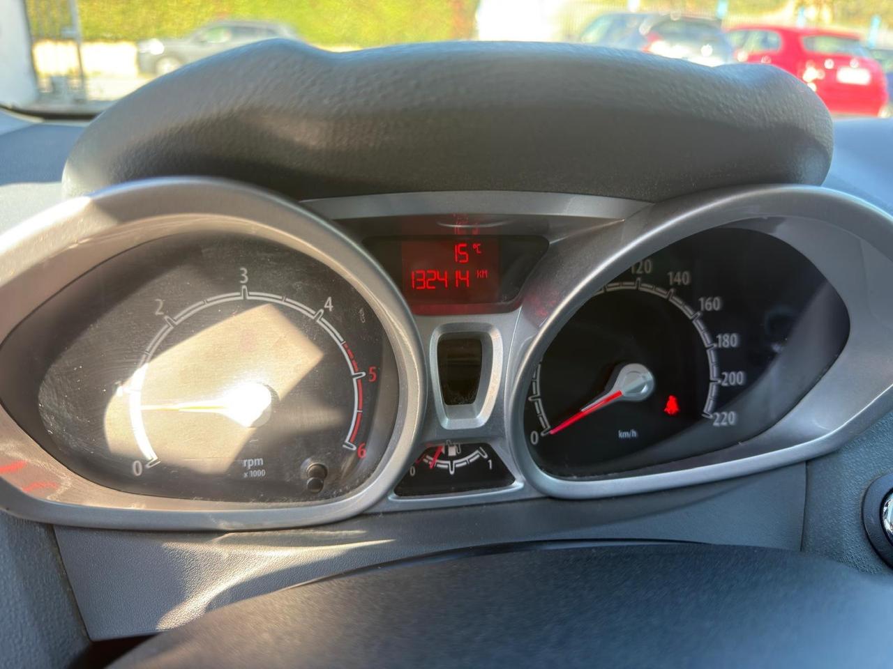 Ford Fiesta 1.4 TDCi 70CV 3 porte Titanium