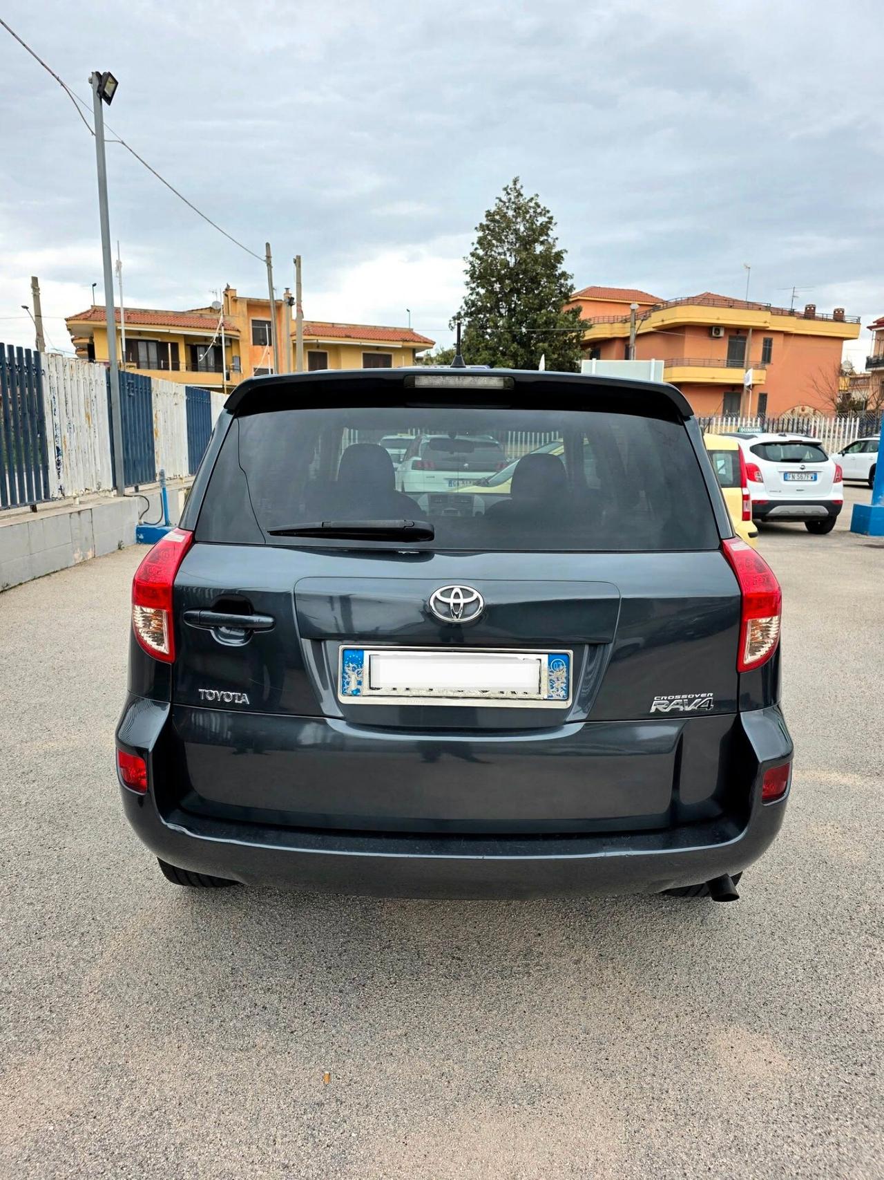 Toyota RAV4 2.2 D-4D 136 CV Sol