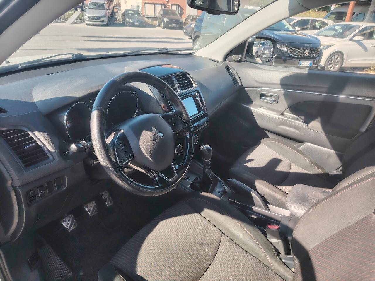 Mitsubishi ASX 1.6 DI-D 114 CV 4WD Instyle Navi- 4x4