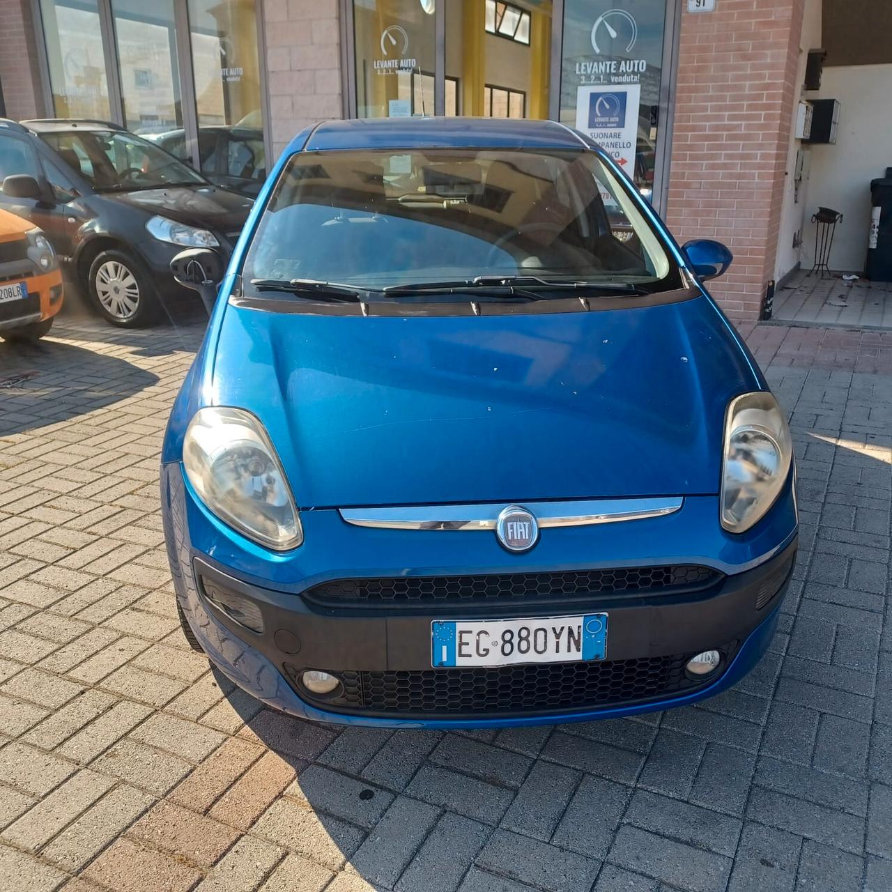 126628KM PUNTO EVO 1.4 NEOPATENTATI BEN CONSERVATA