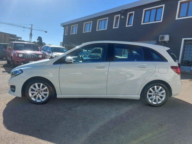MERCEDES-BENZ B 180 d Automatic Premium