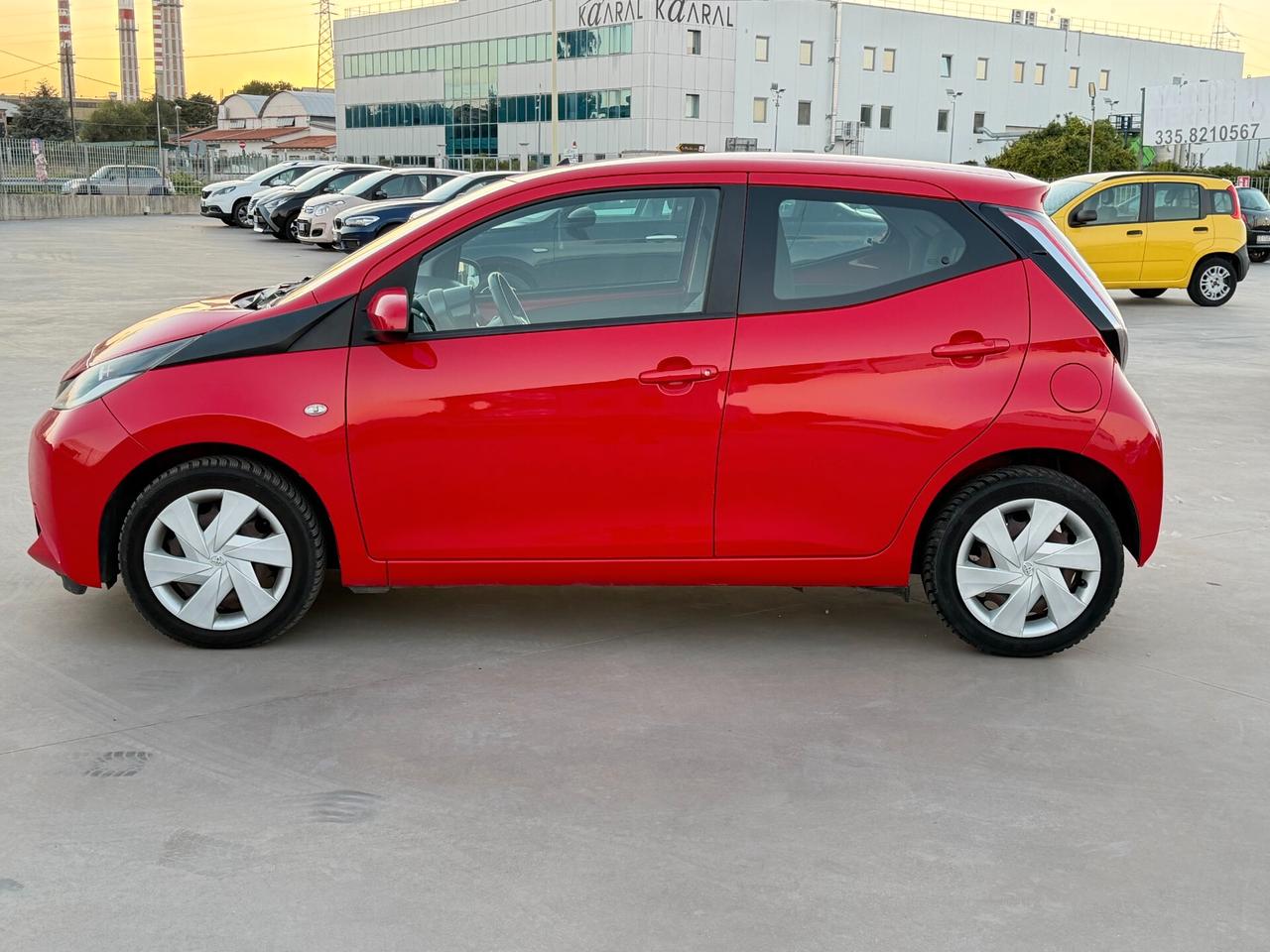 Toyota Aygo 1.0 VVT-i 69 CV 5 porte x-play TSS MMT