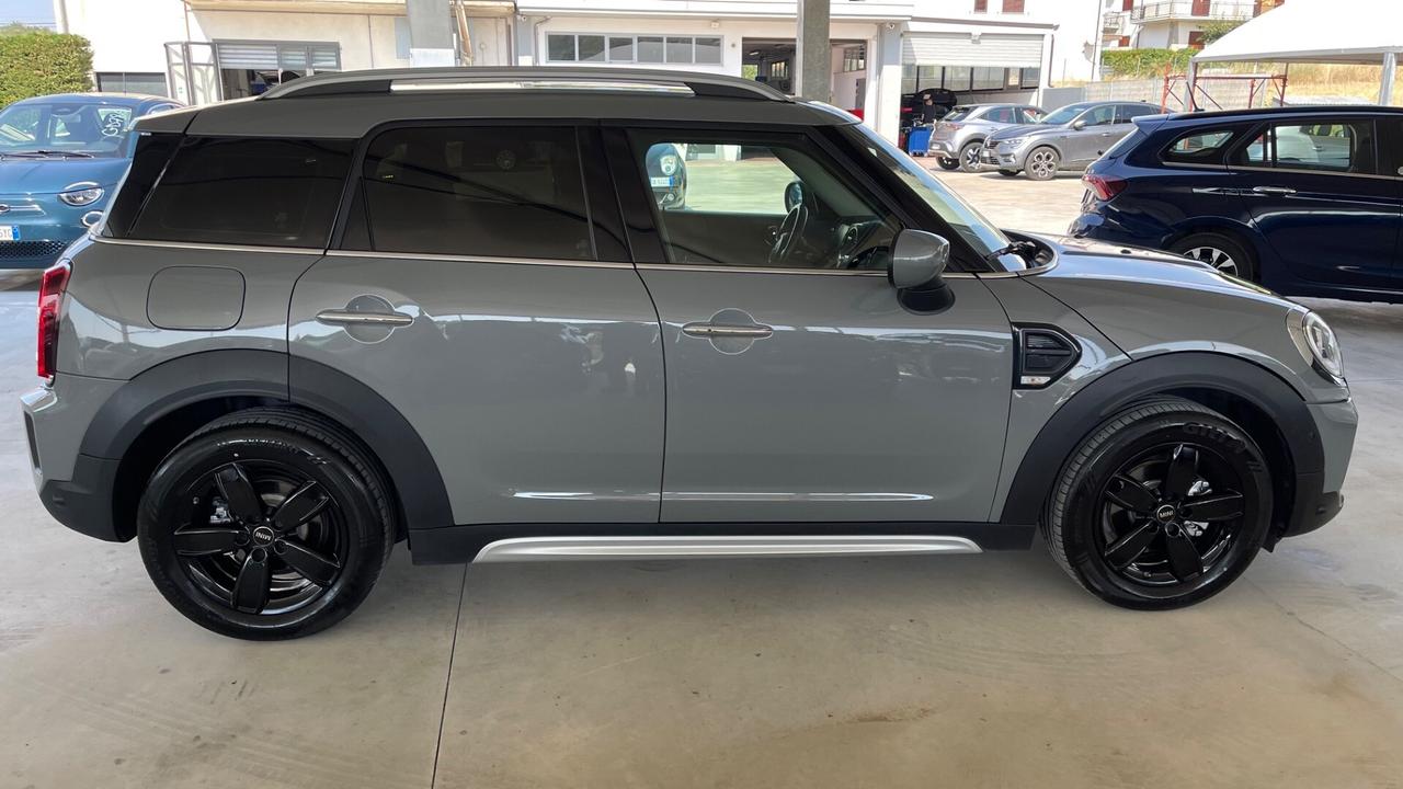 Mini Cooper Countryman 1.5 One D Essential