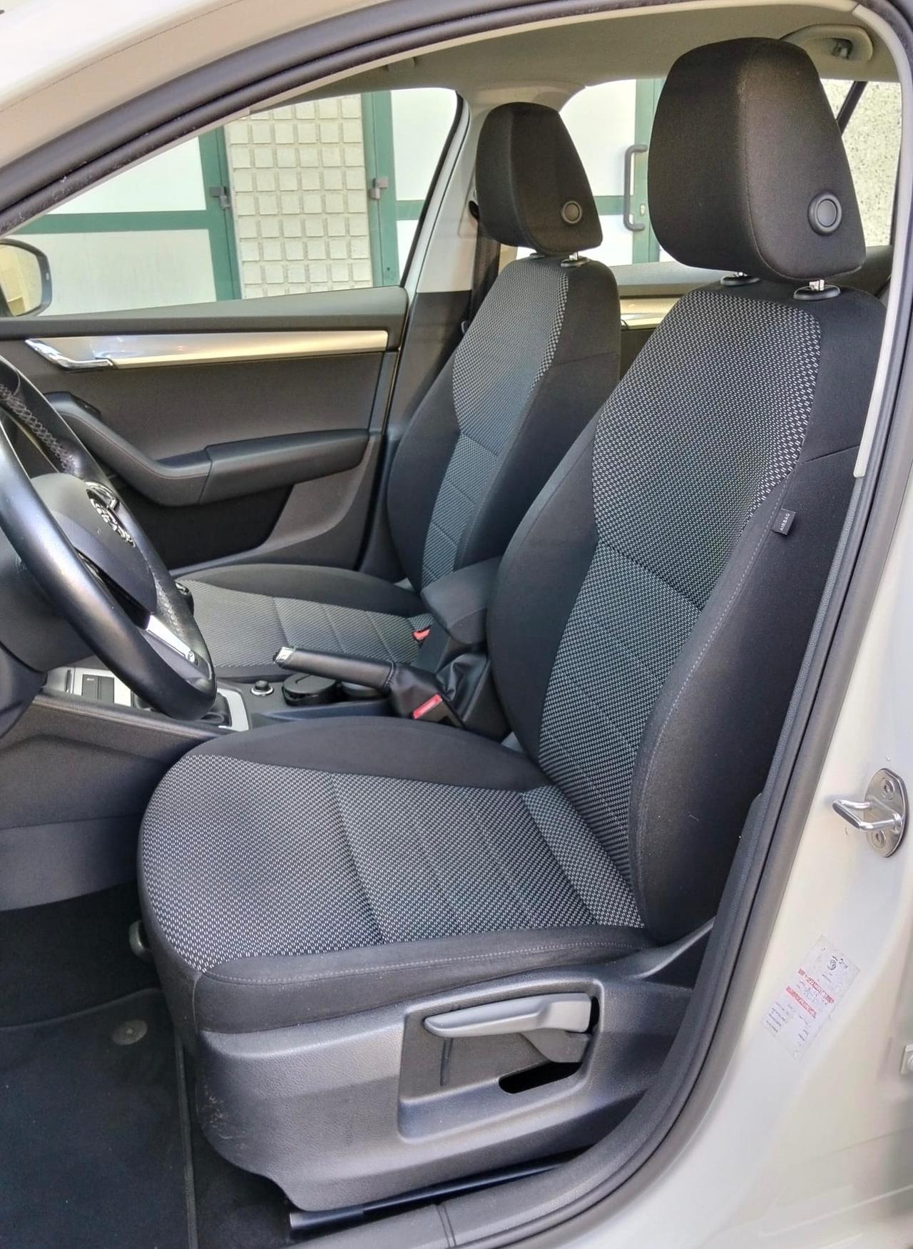 Skoda Octavia 1.6 TDI CR 110 CV 4x4 Wagon*S&S*Navi*E6