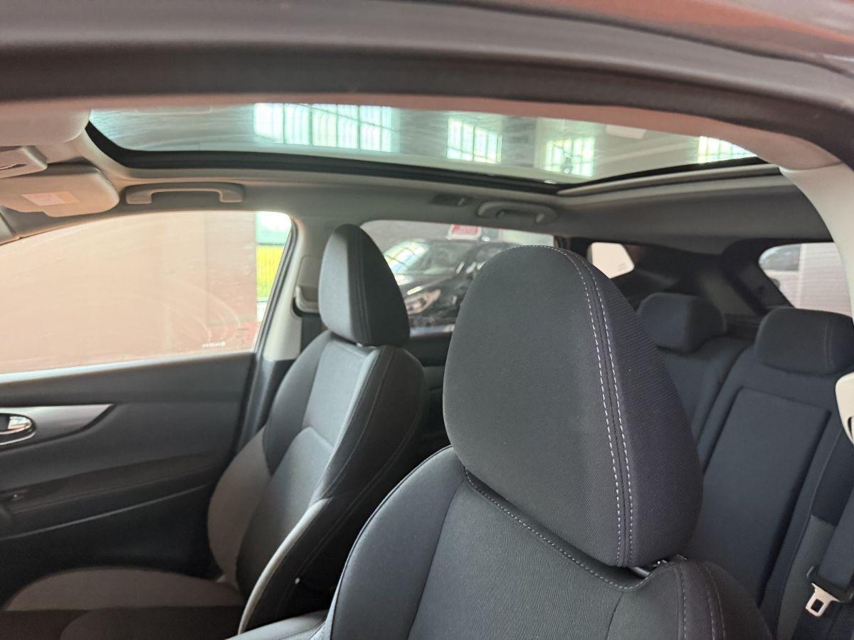 NISSAN - Qashqai - 1.5 dCi N-Connecta