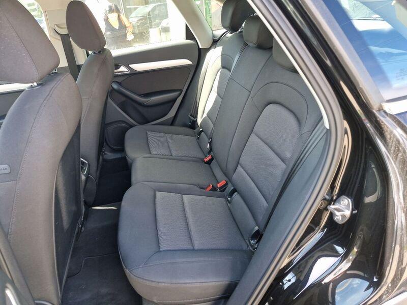 Audi Q3 I 2015 2.0 tdi Business 120cv s-tronic