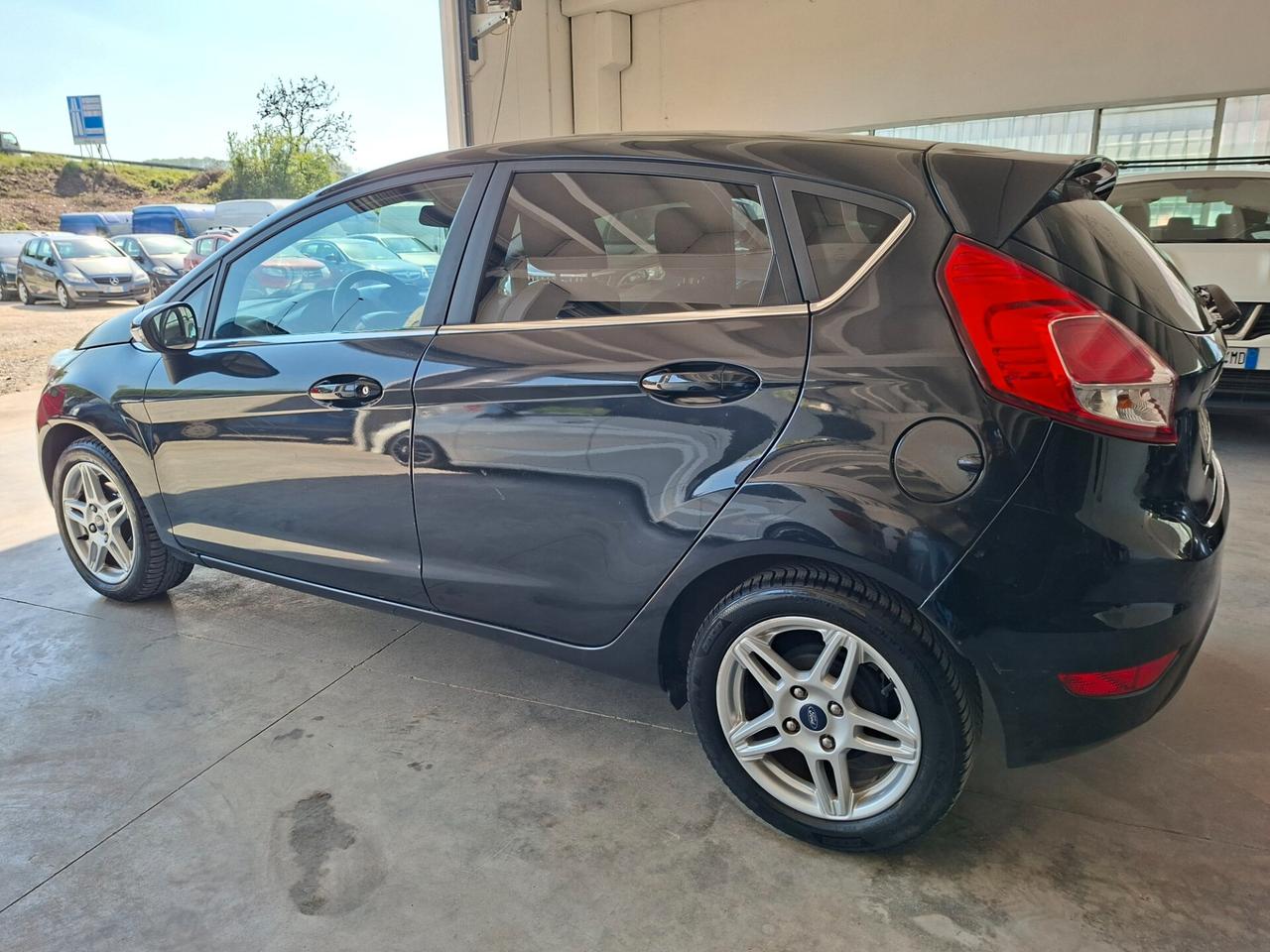 Ford Fiesta 1.5 TDCI / CINGHIA FATTA / DA NEOPATENTATI