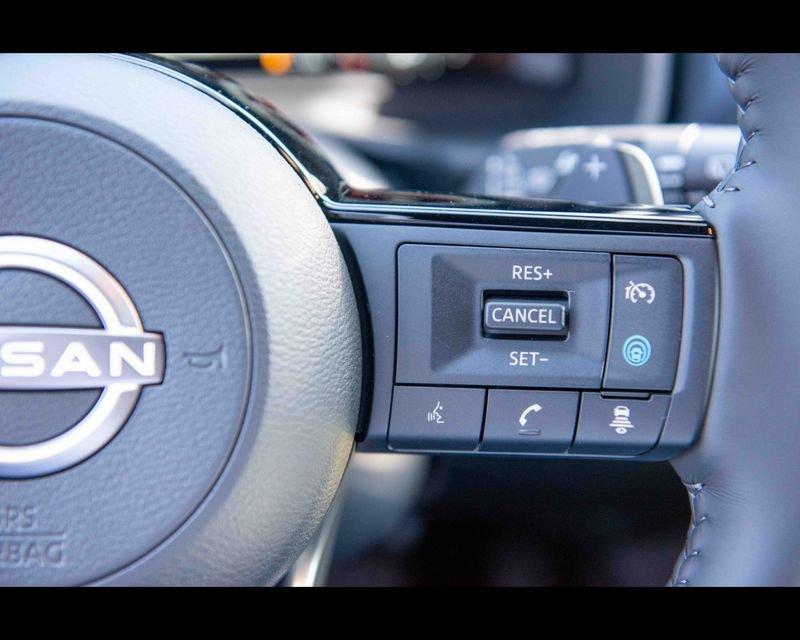 Nissan Qashqai TEKNA MHYB 158CV XTR
