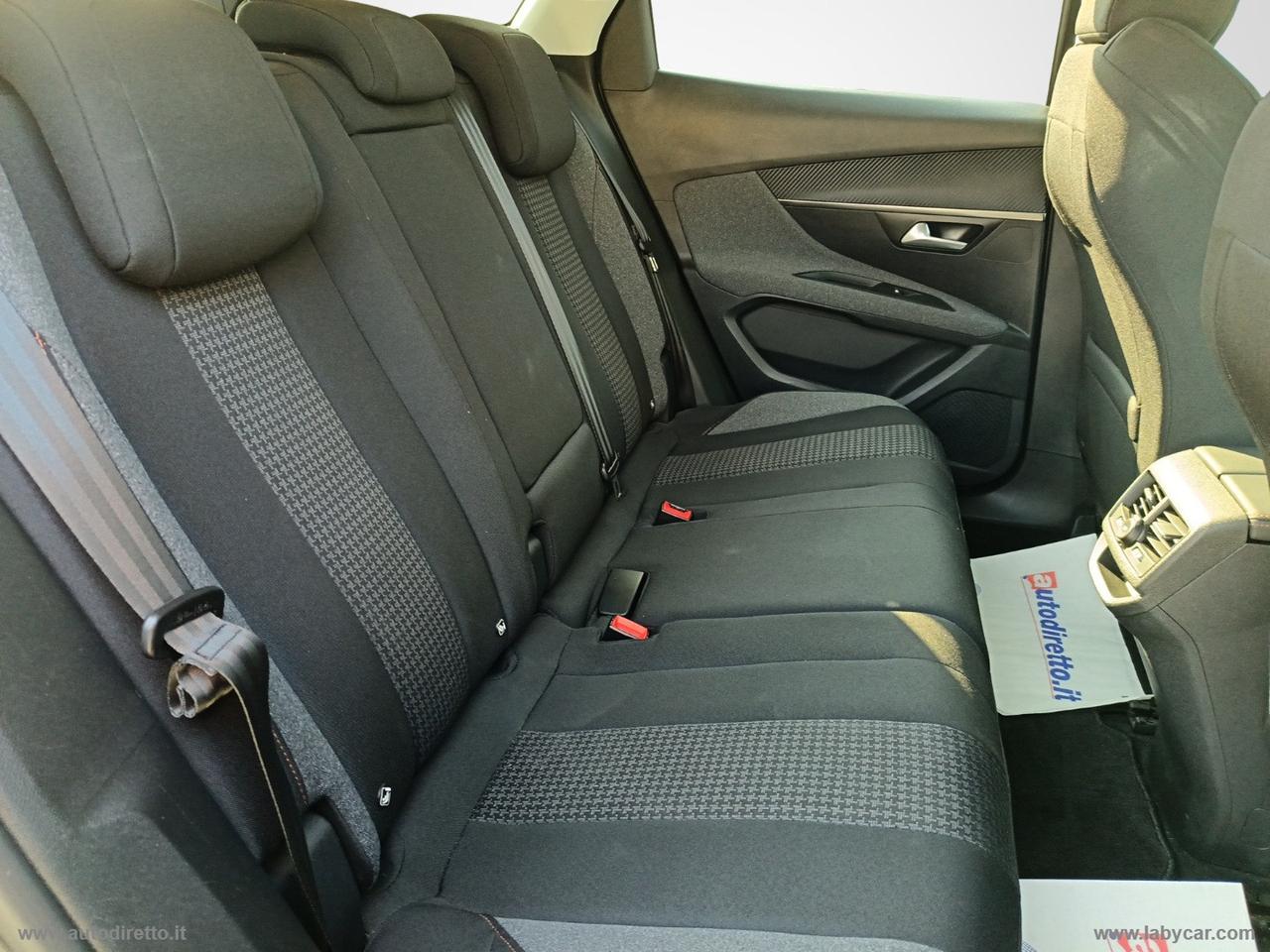 PEUGEOT 3008 BlueHDi 130 S&S Business