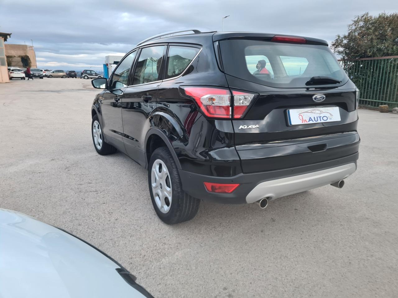 Ford Kuga 2.0 TDCI 150 CV S&S 2WD ST-Line Business