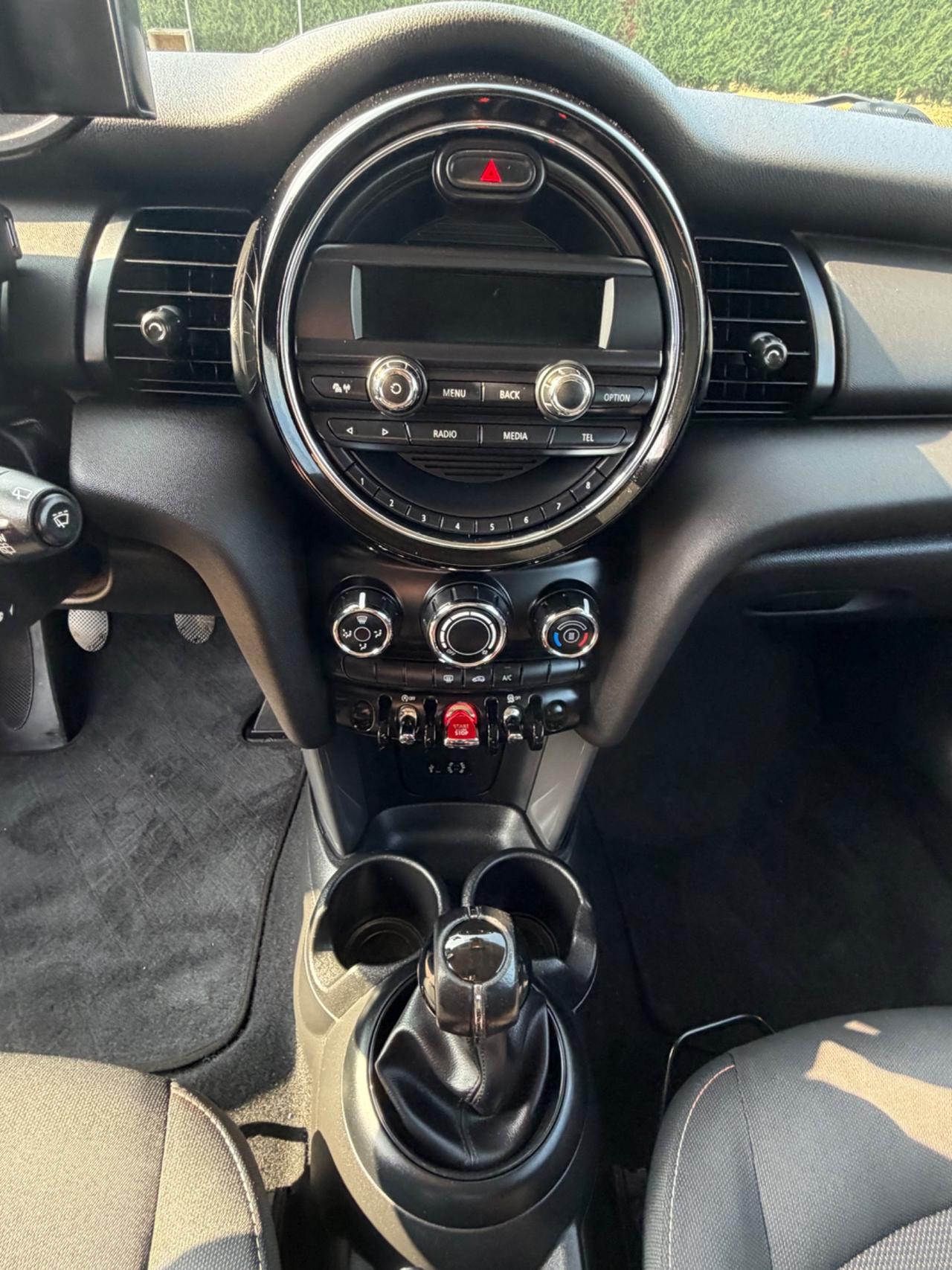 MINI COOPER ONE 1.2 BENZINA NEOPATENTATi F56