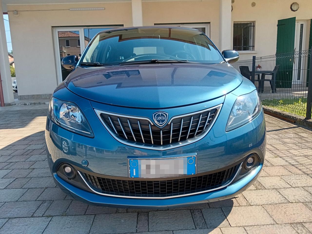 Lancia Ypsilon 1.2 69 CV 5 porte Gold