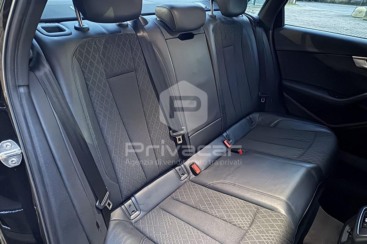 AUDI A4 2.0 TDI 150 CV S tronic S line edition