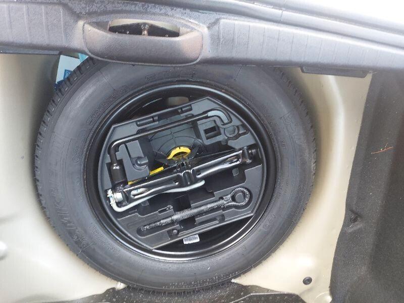 Peugeot 208 Euro 6B 1.2 Benzina 82cv 5 porte Allure OK Neopatentati