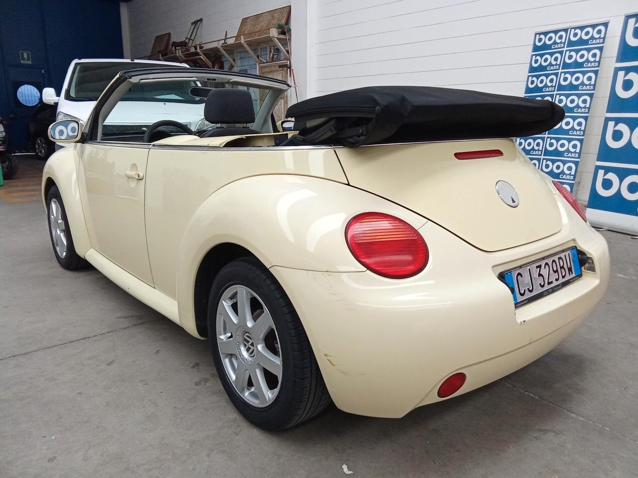 Volkswagen New Beetle 1.4 16V Cabrio