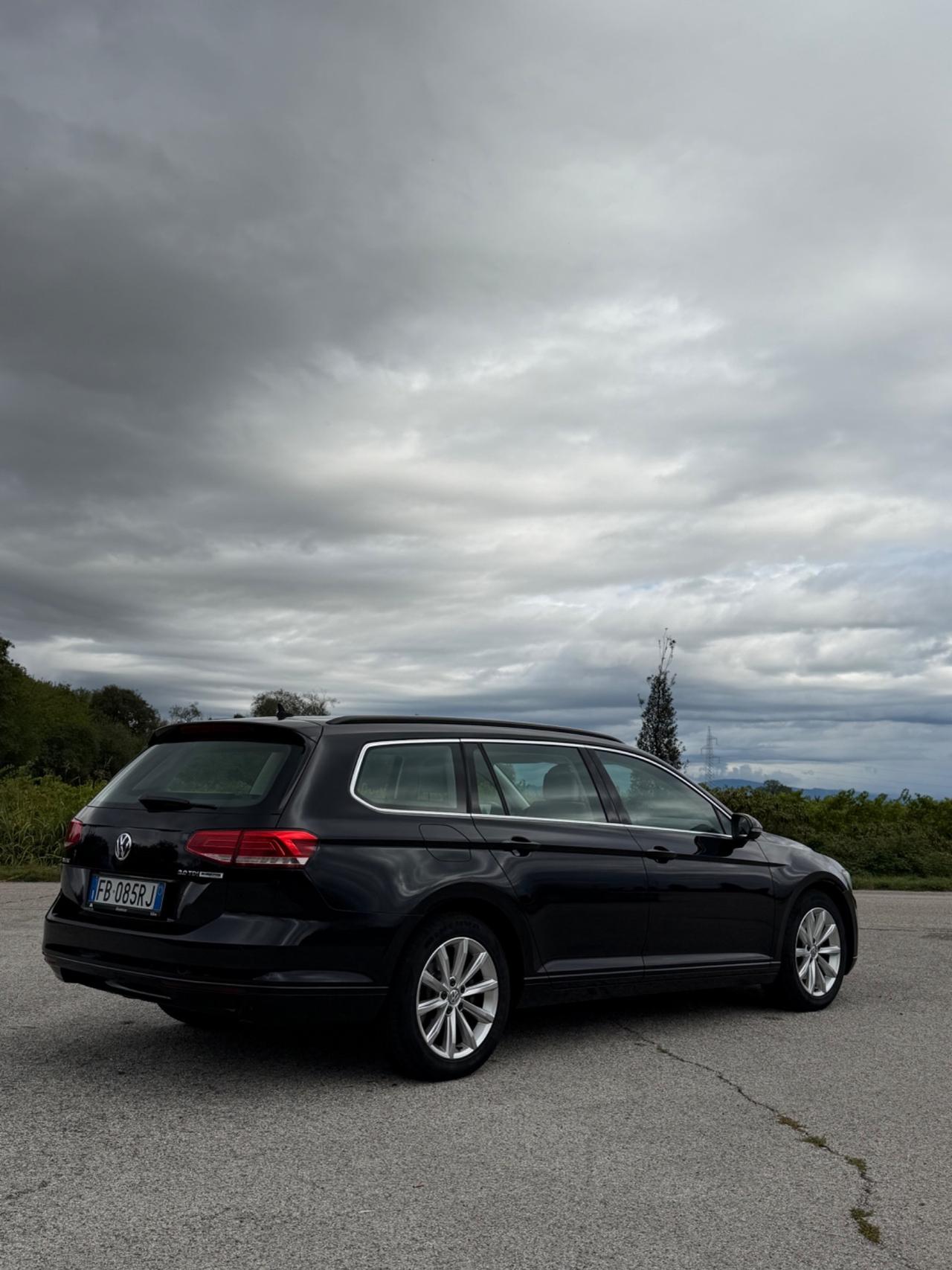 Volkswagen Passat 2.0 TDI DSG Comfortline BlueMotion Technology