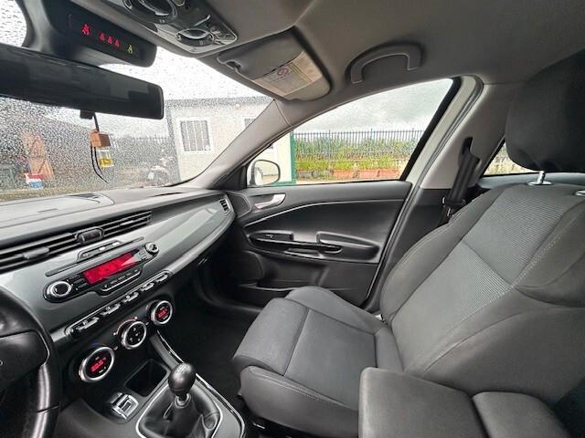 Alfa Romeo Giulietta 1.6 JTDm-2 105 CV Exclusive