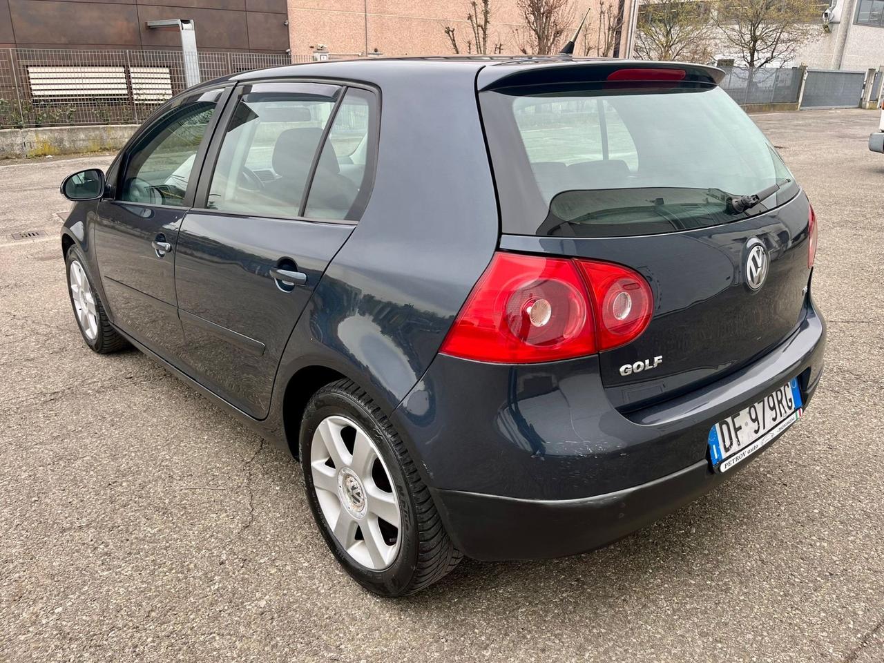 VW Golf 1.6benz 2007 154.000km cinghia e tagliando fatti