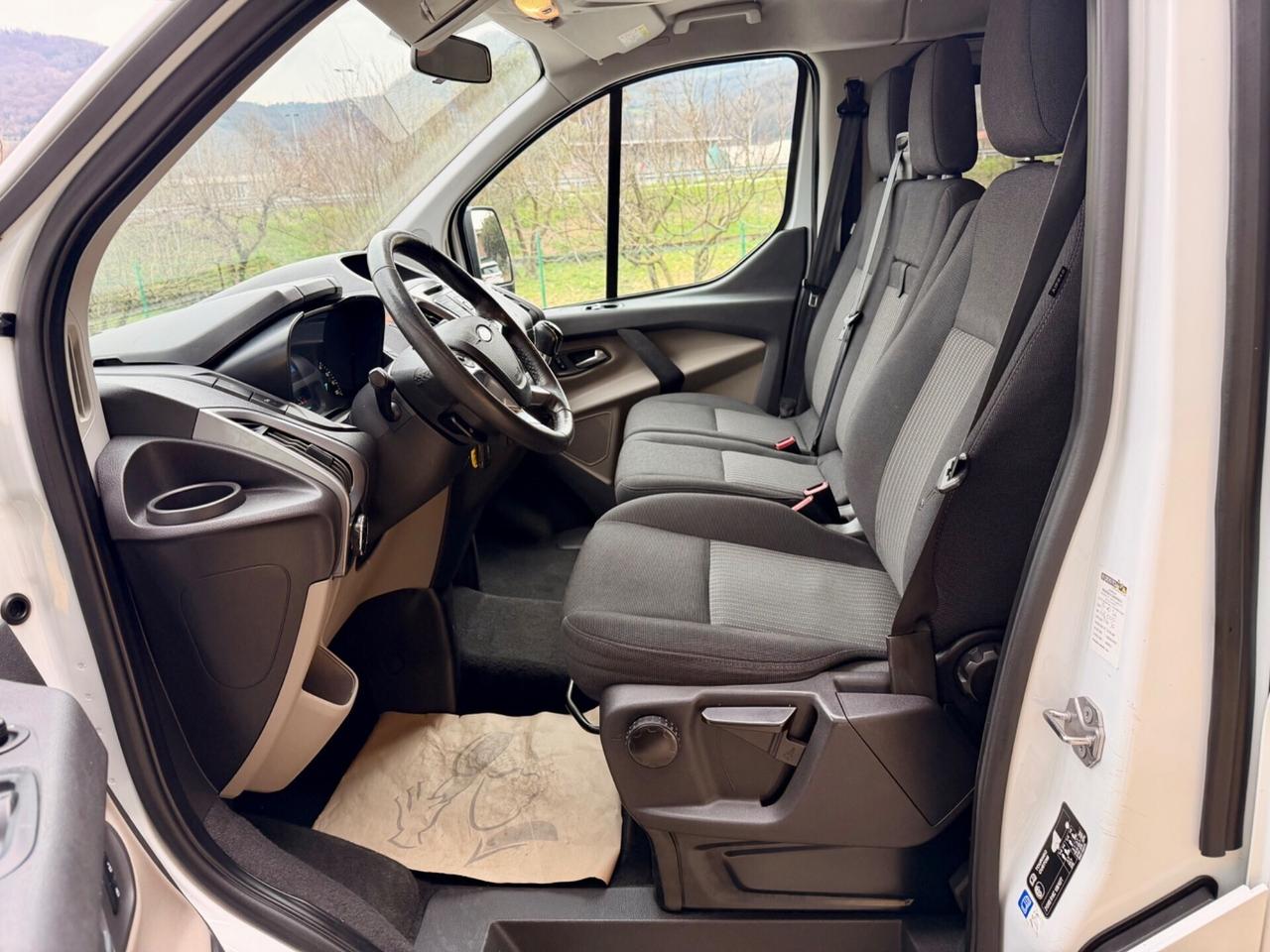 Ford Tourneo Custom 9POSTI 310 2.0 TDCi77kw UNIPRO