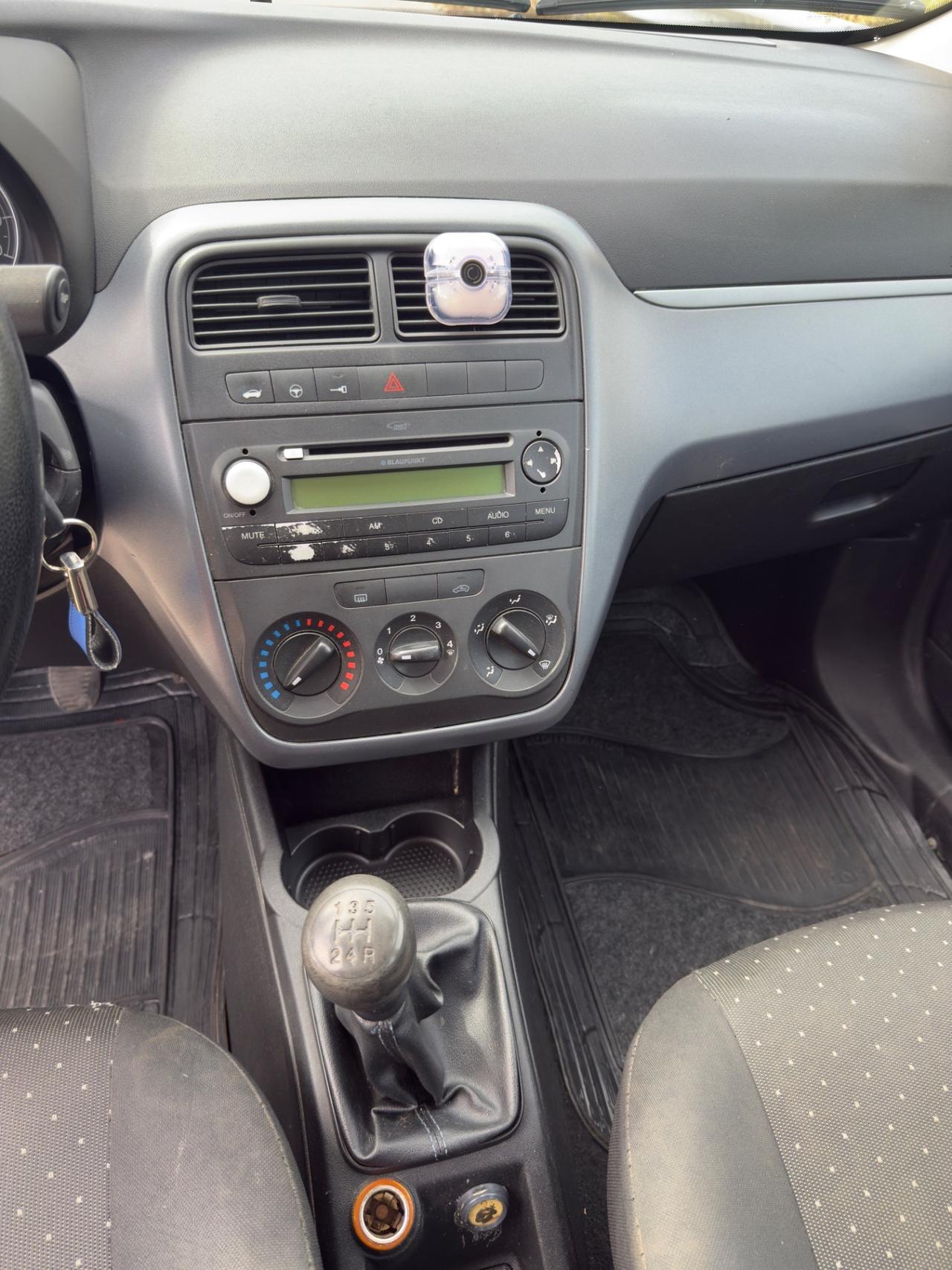 Fiat Grande Punto 1.3 MJT 75 CV 5 porte Fun
