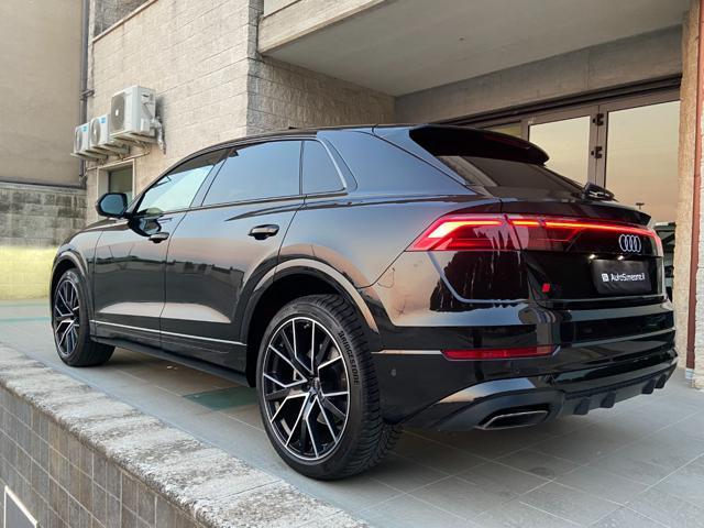 AUDI Q8 50 TDI 286 CV quattro tiptronic S line edition.