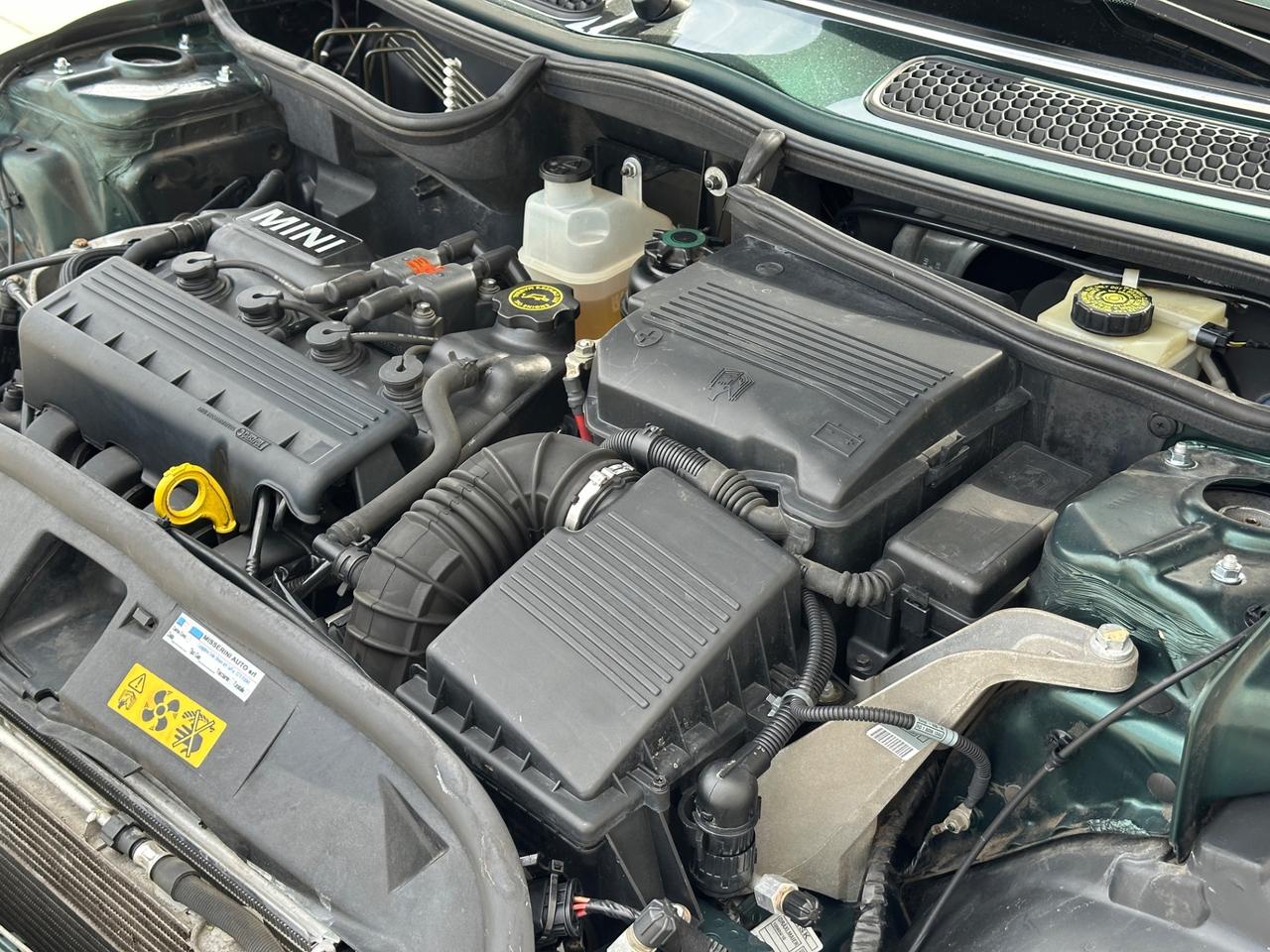 Mini 1.6 16V One de luxe Automatica Neopatentati