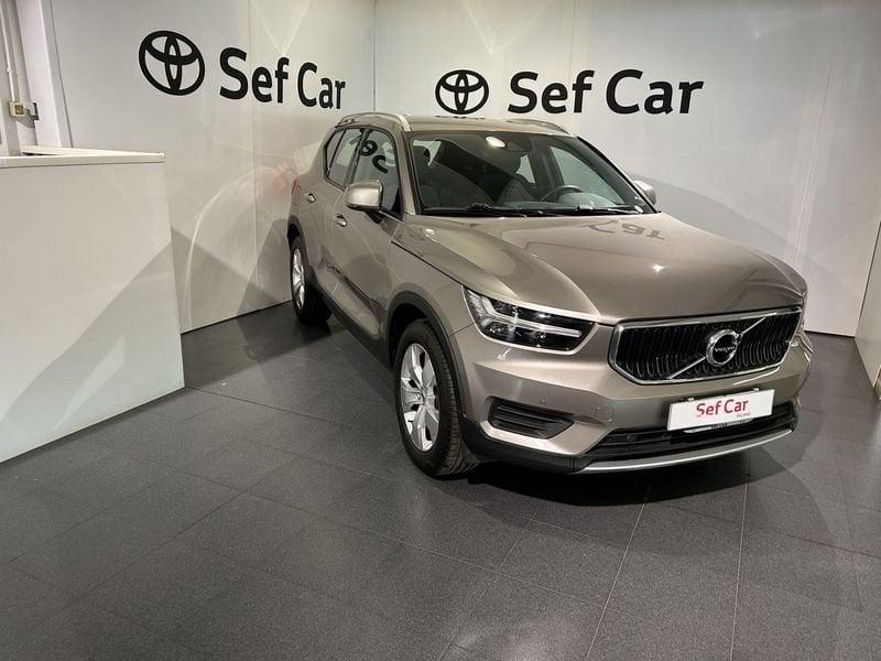 Volvo XC40 B4 AWD automatico Core