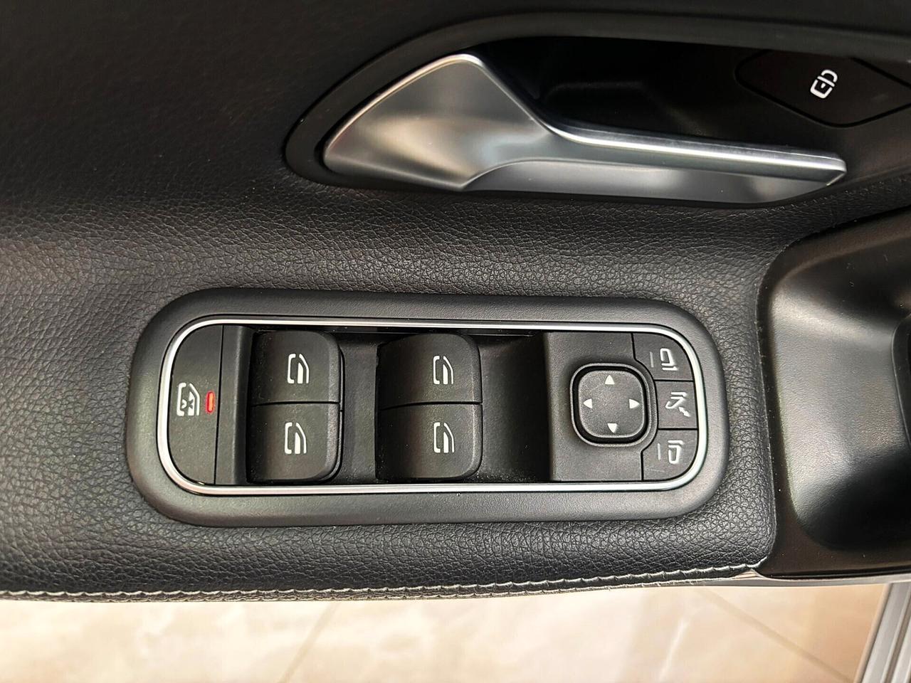 Mercedes Classe A 250e Sport **PARI AL NUOVO**