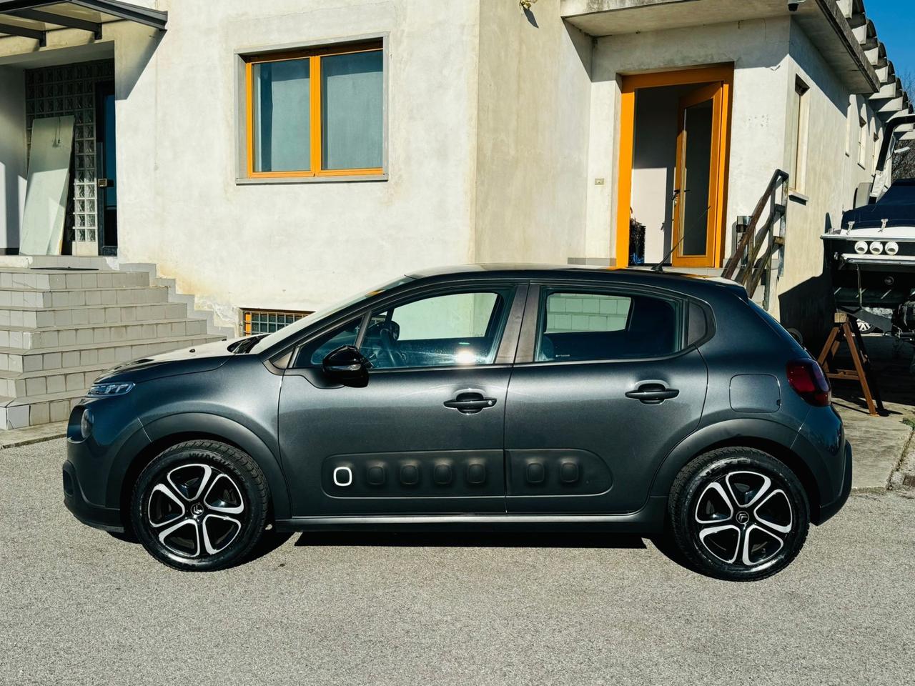 Citroen C3 1.2 benzina gpl 2018 90.000 km neo patentati