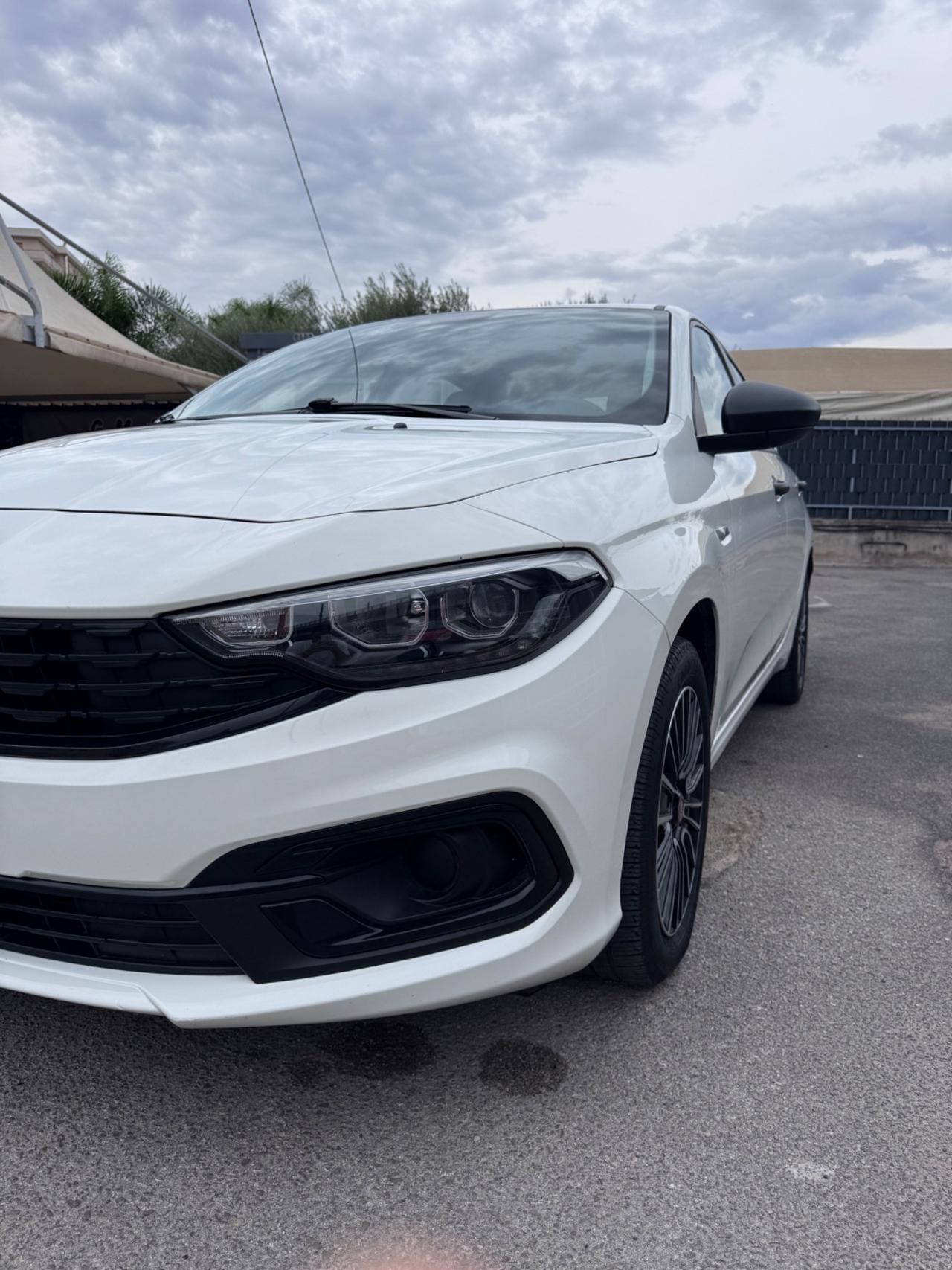 Fiat Tipo 1.6 Mjt 5 porte Lounge 2021