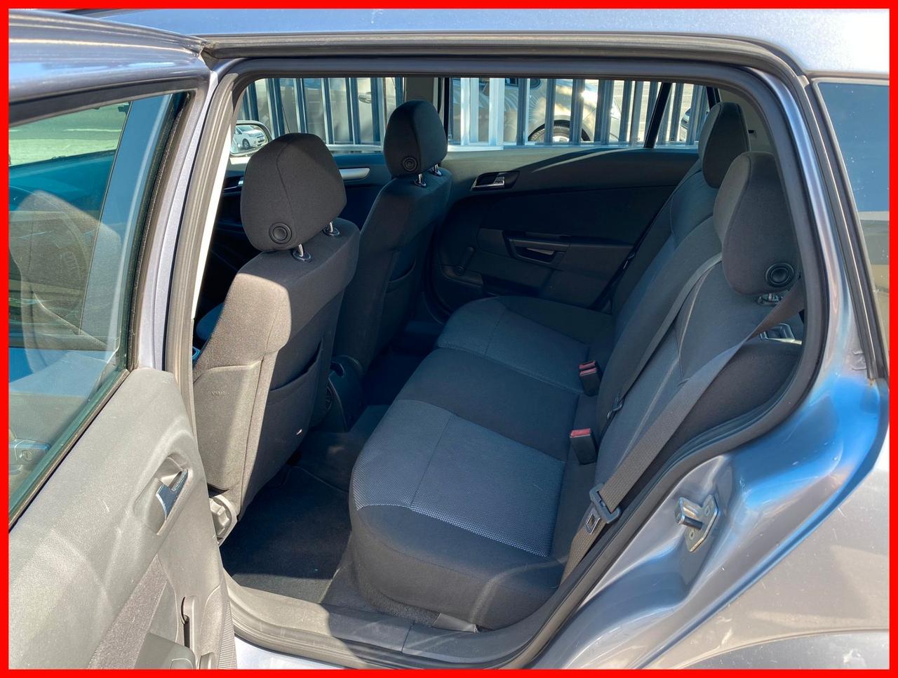 Opel Astra 1.6 115CV Sports Tourer Cosmo