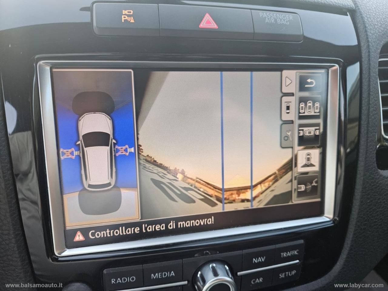 VOLKSWAGEN Touareg 3.0 TDI GANCIO DI TRAINO