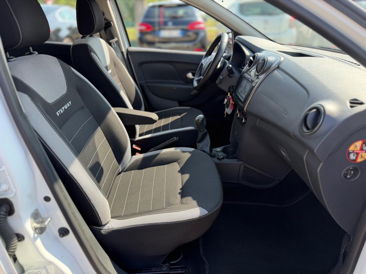 DACIA SANDERO STEPWAY GPL (99.000KM)