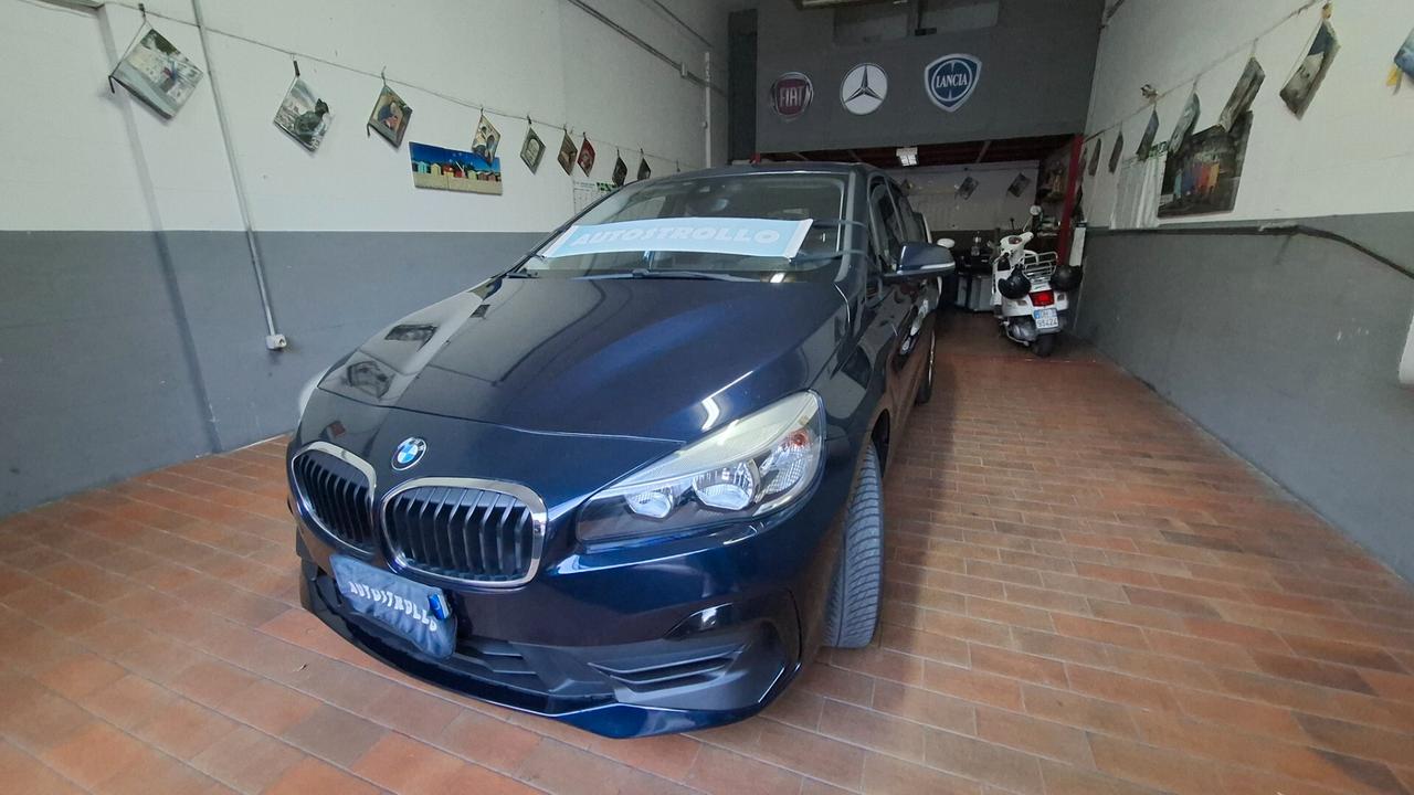 Bmw 2er Active Tourer 216d Msport