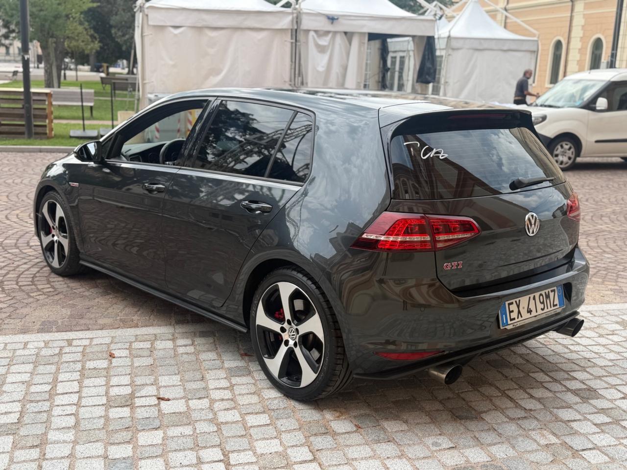 Volkswagen Golf GTI Performance 2.0 TSI 5p. BlueMotion Technology