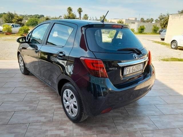 Toyota Yaris 1.0 5 porte Active