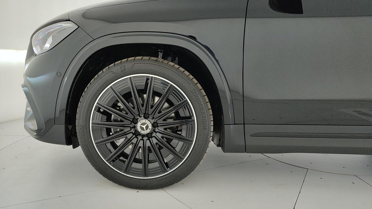 Mercedes-Benz GLA 200 d automatic