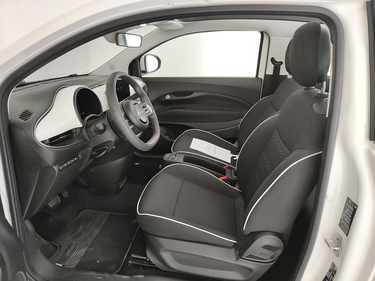 Fiat 500e Cabrio 23,8 kWh